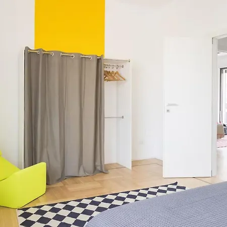 With View In 6 Perss Appartement